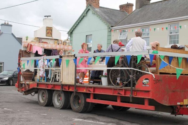 122Gathering Parade in Boherbue 2013 -800