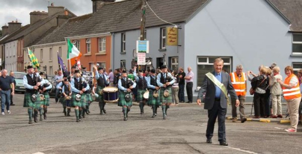 12Gathering Parade in Boherbue 2013 -800