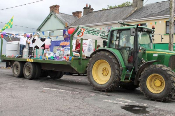 54Gathering Parade in Boherbue 2013 -800