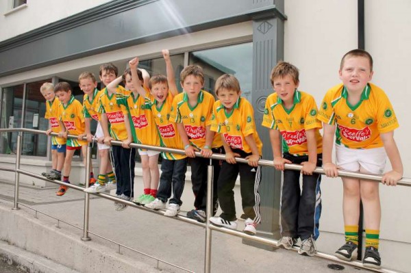 11Supervalu Presentation of Jerseys to Millstreet Juvenile GAA -800