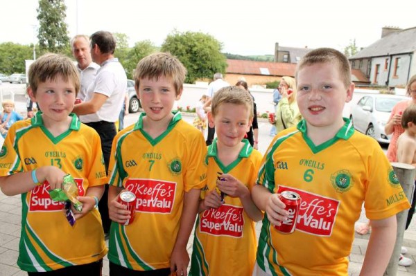 54Supervalu Presentation of Jerseys to Millstreet Juvenile GAA -800