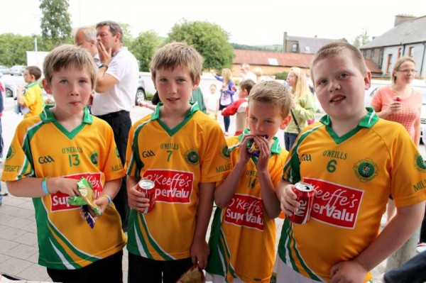 56Supervalu Presentation of Jerseys to Millstreet Juvenile GAA -800