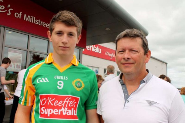 61Supervalu Presentation of Jerseys to Millstreet Juvenile GAA -800