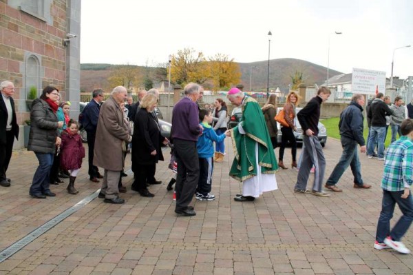 3Bishop Ray Browne Greets the People of Millstreet 2013 -800