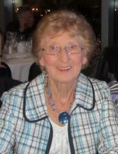 2011 Pauline Lyons