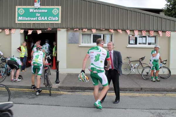 30Dave Riordan Charity Cycle Malin to Mizen 2014 -800