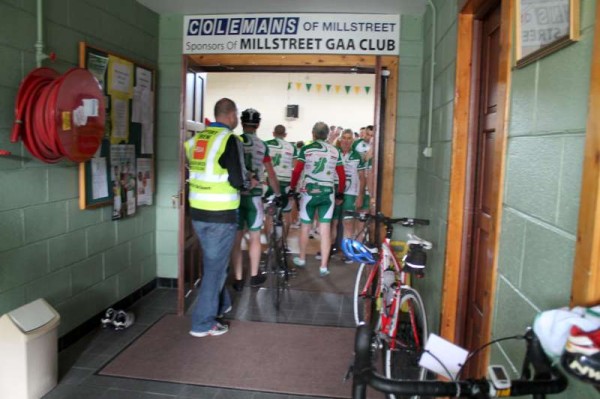 36Dave Riordan Charity Cycle Malin to Mizen 2014 -800