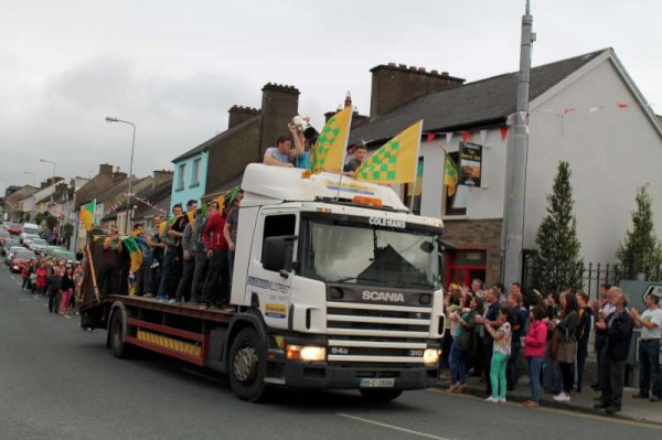 18Victory Parade for Millstreet Football Champions 2014 -800