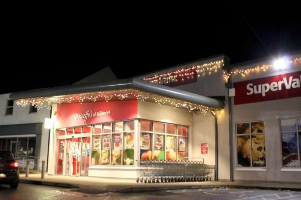 11Santa at Supervalu on Fri. 12th Dec 2014 -800