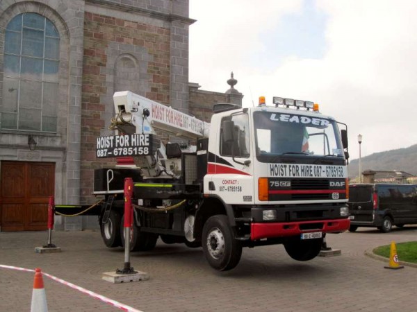 7Hoist at St.Patrick's Church, Millstreet  8th April 2015 -800