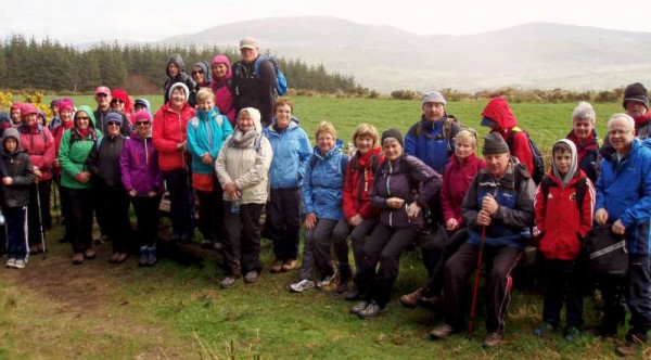 Many thanks to Colman Culhane for sharing his picture of the energetic Walkers who participated in the Clara Loop Walk at the weekend's Millstreet Walking Festival 2015.  Click on the image to enlarge.  (S.R.)