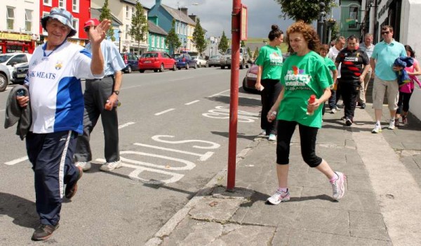 3Irish Rail Walking Group Mercy Hospital Fundraising 2015 -800