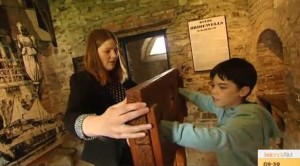 2015-08-08 Sarah O'Shea - Cork City Gaol on TV3 04