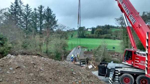 2015-11-09 Construction of the Boeing Bridge 137