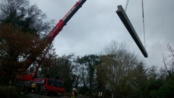 2015-11-09 Construction of the Boeing Bridge 461