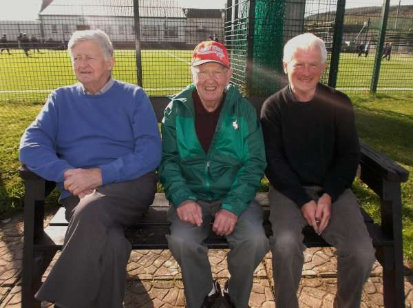 In the wonderful autumnal setting of Millstreet Country Park we met these three well known gentlemen this morning.  Dan Horgan a native of the Ballydaly/Rathduane region of Millstreet is about to travel to his New York home following his annual visit to this native area.  And to wish Dan an enjoyable and safe journey James L. Moynihan (on left) and Denis Hickey extended their sincere greetings.   We look forward to seeing Dan back again next year doing his daily walk in his favourite Millstreet Town Park.  Click on the images to enlarge.  (S.R.) 